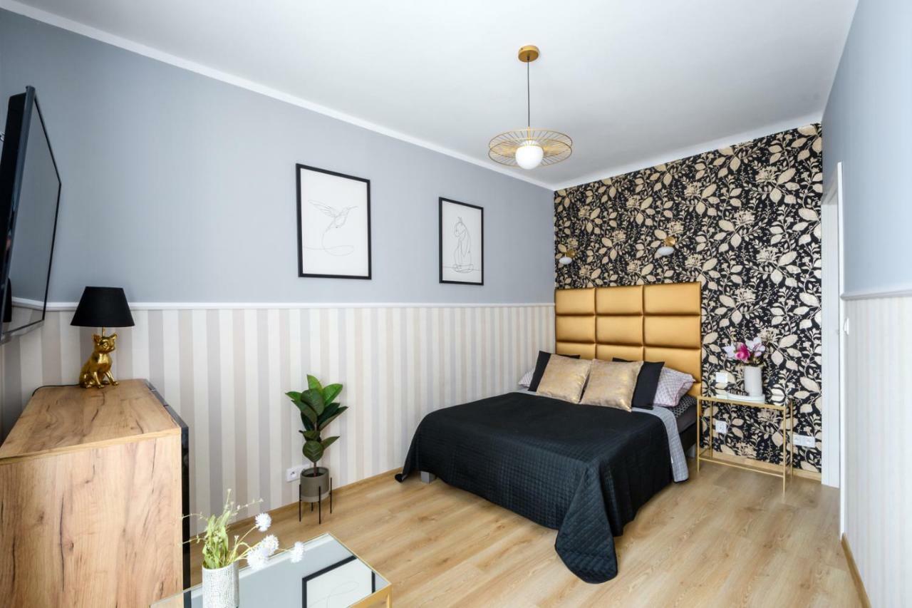 Clicktheflat Palace Of Culture View - Guest house *